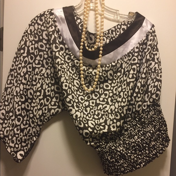 CHARLOTTE RUSSE OFF SHOULDER BLOUSE SIZE S🛍 - Picture 2 of 14